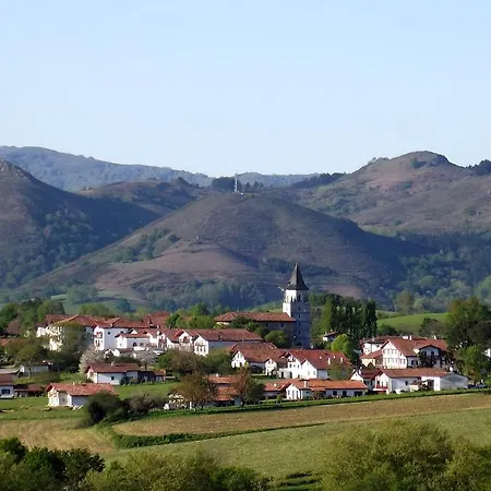 Pensjonat Maison Xaharenia